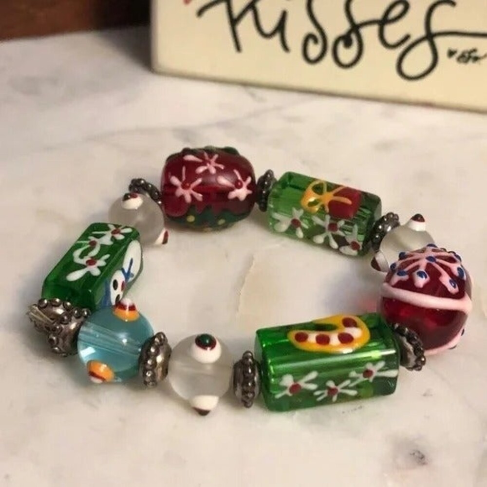 Hand Painted Holiday Glass Bead Stretch Bracelet